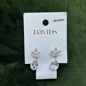 David’s Bridal Earrings NWT